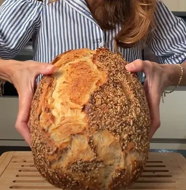 WM-Brot Favorit v2 (über Nacht im Topf, mit Chia)